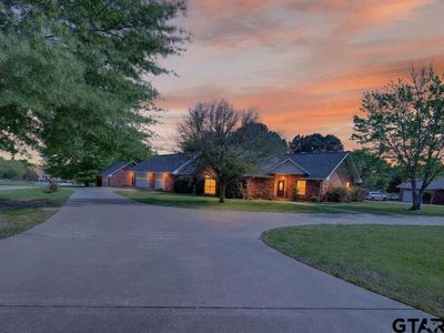 2436 Lakefront Shores Rd