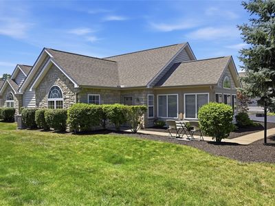 1737 Heather Heights Dr