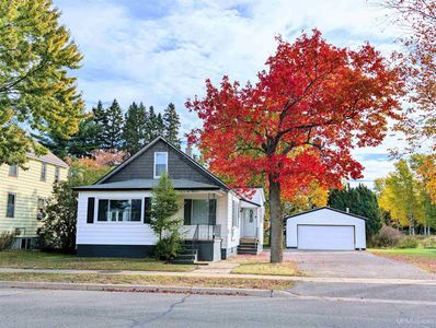 2200 Presque Isle Ave