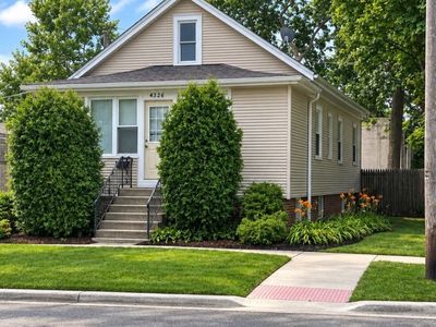 Property at 4326 Wesley Ter, Schiller Park, IL