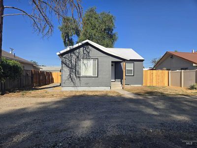 265 NW 4th St