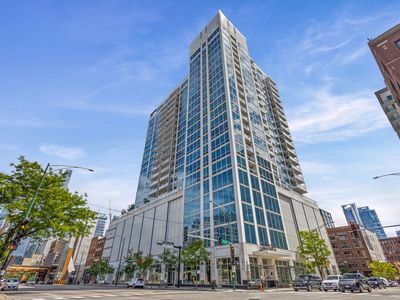 757 N Orleans St APT 1901