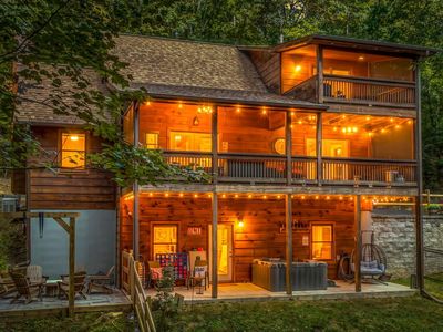 111 Windy Valley Spur