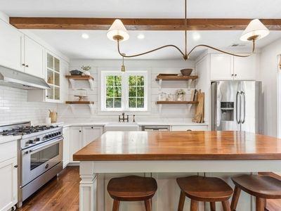 40 Kinsley Ln
