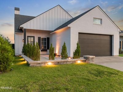 Property at 207 Queenstown Ave, Youngsville, LA