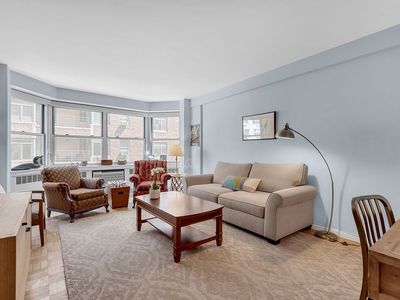 155 E 76th St APT 6C