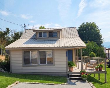 108 Cedar St