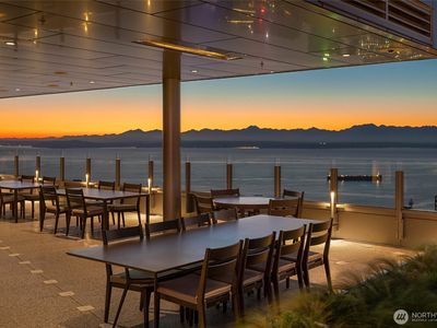 121 Stewart Street #3208