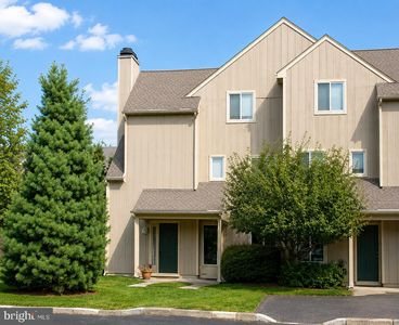 355 Woodlake Dr