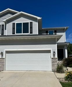 108 Keeneland Ct