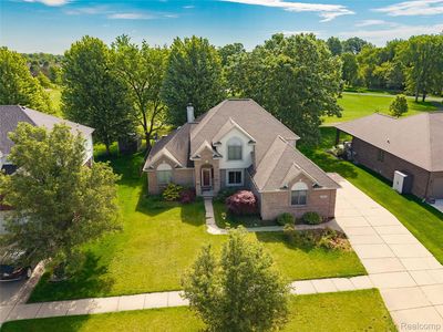35724 Saint Clair Dr