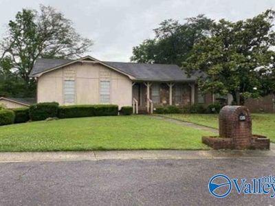 807 Tuscumbia Dr