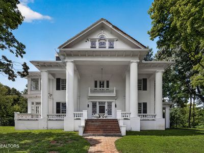 412 S Main St