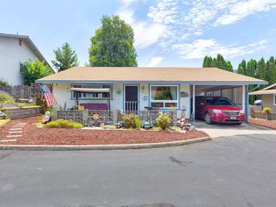 103 Brookside Ct