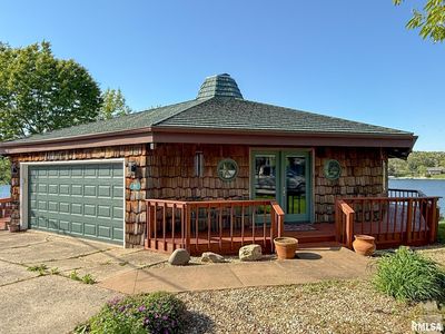 825 Poplar Dr