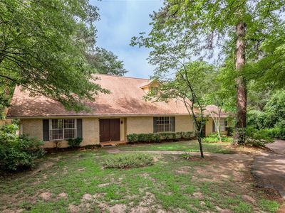 1400 E Austin St