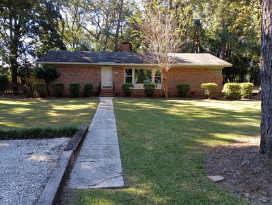 850 Hancock Dr