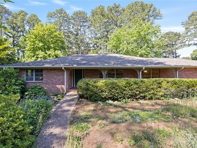 1694 Berkeley Ln NE