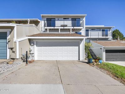 3425 Balboa Dr