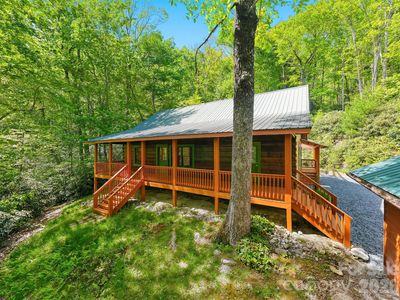 6220 Sunny Dr
