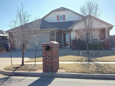 19109 Blanco Dr