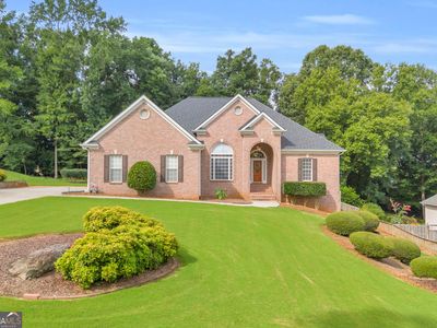 1390 Beringer Dr