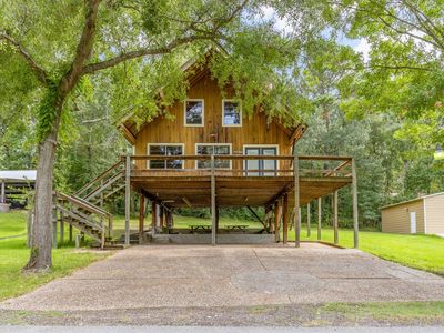 161 White Oak Cir