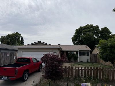 1239 Crestwood Ave