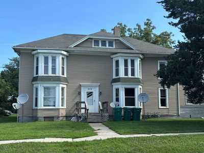448 W 3rd Ave APT 4