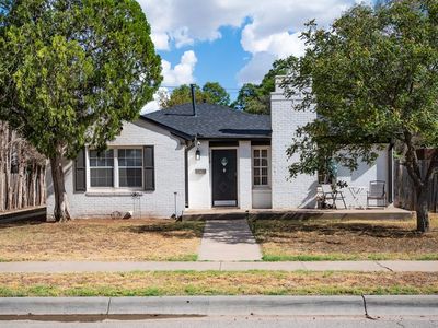 719 W Kansas Ave