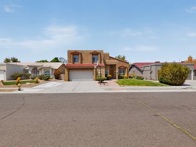 8415 Helen Hardin St NE