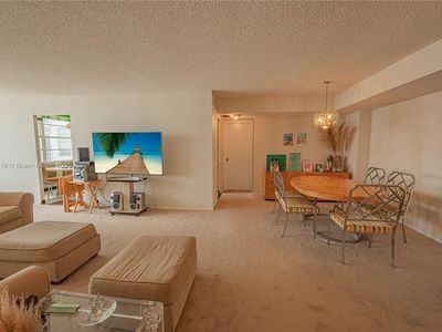 301 174th St APT 1917