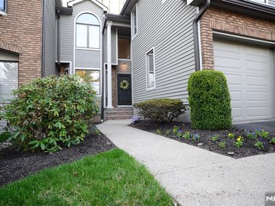111 Lakeview Dr