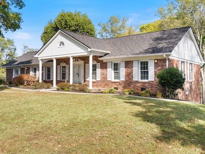 575 Joyce Cir