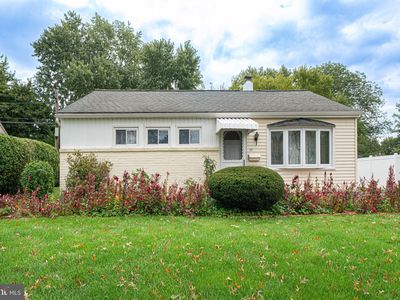 Property at 521 Winding Rd, Lansdale, PA