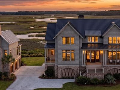 1161 Ship Builder St