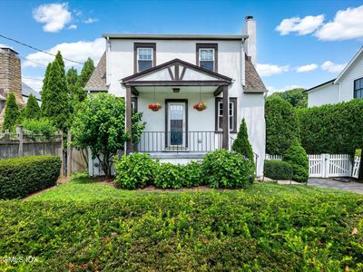 17 Rex St
