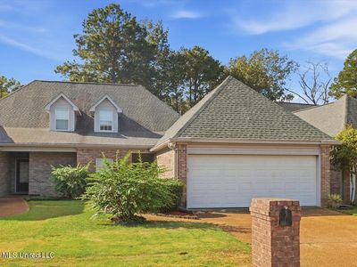 536 Bay Pointe Dr