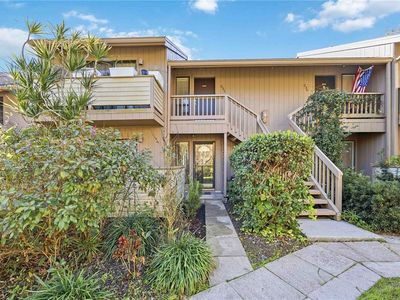 1626 Brookhouse Dr #235