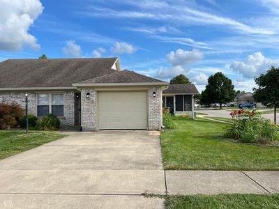 2047 Pelican Dr