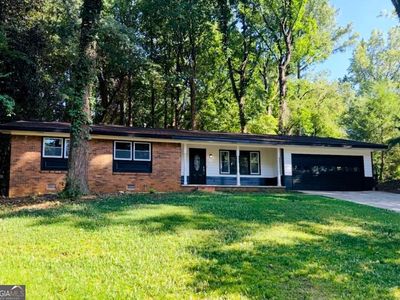 4205 Commodore Dr