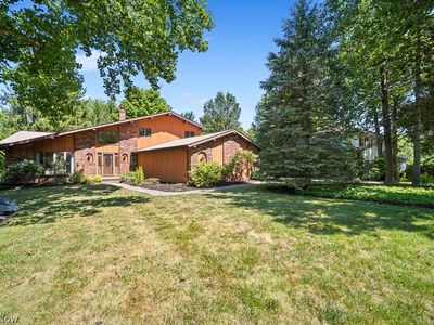 Property at 6551 Queens Way, Brecksville, OH