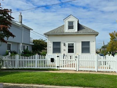 11 N Lincoln Ave