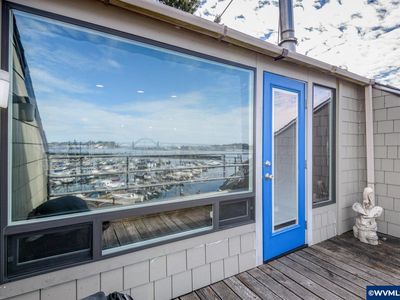 1000 SE Bay 402b Blvd