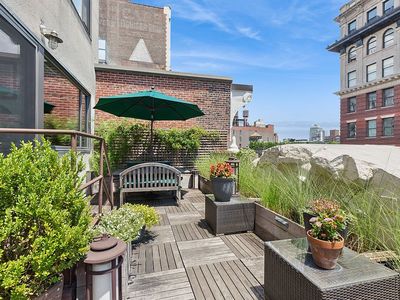 77 Bleecker St APT 1029
