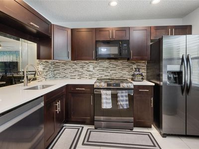 3289 Carambola Cir S #23145