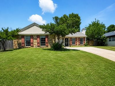 3905 Dogwood Ct