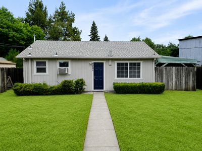 920 Gum Ave