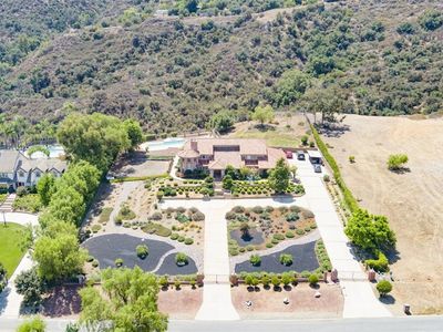 1300 Hidden Springs Dr