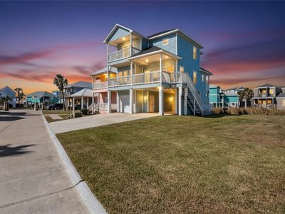 162 La Concha Blvd #38